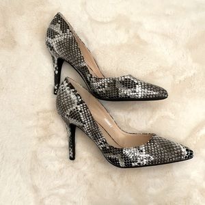 *** SOLD *** Snake Print Pump Heels